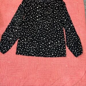 Ann Taylor Factory XS Black and White dotted top with long sleeves
